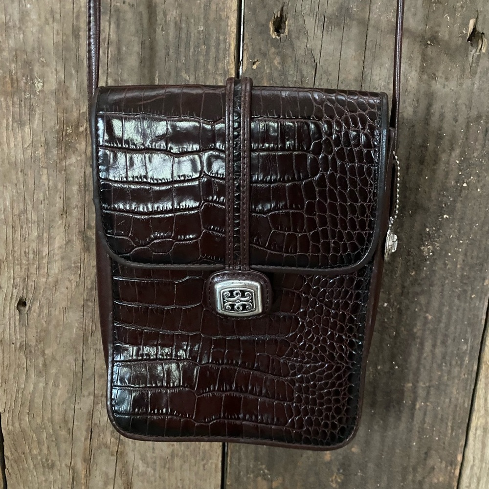 BRIGHTON ONE WORLD Brown Leather Crossbody Purse Croc Embossed Shoulder Vintage